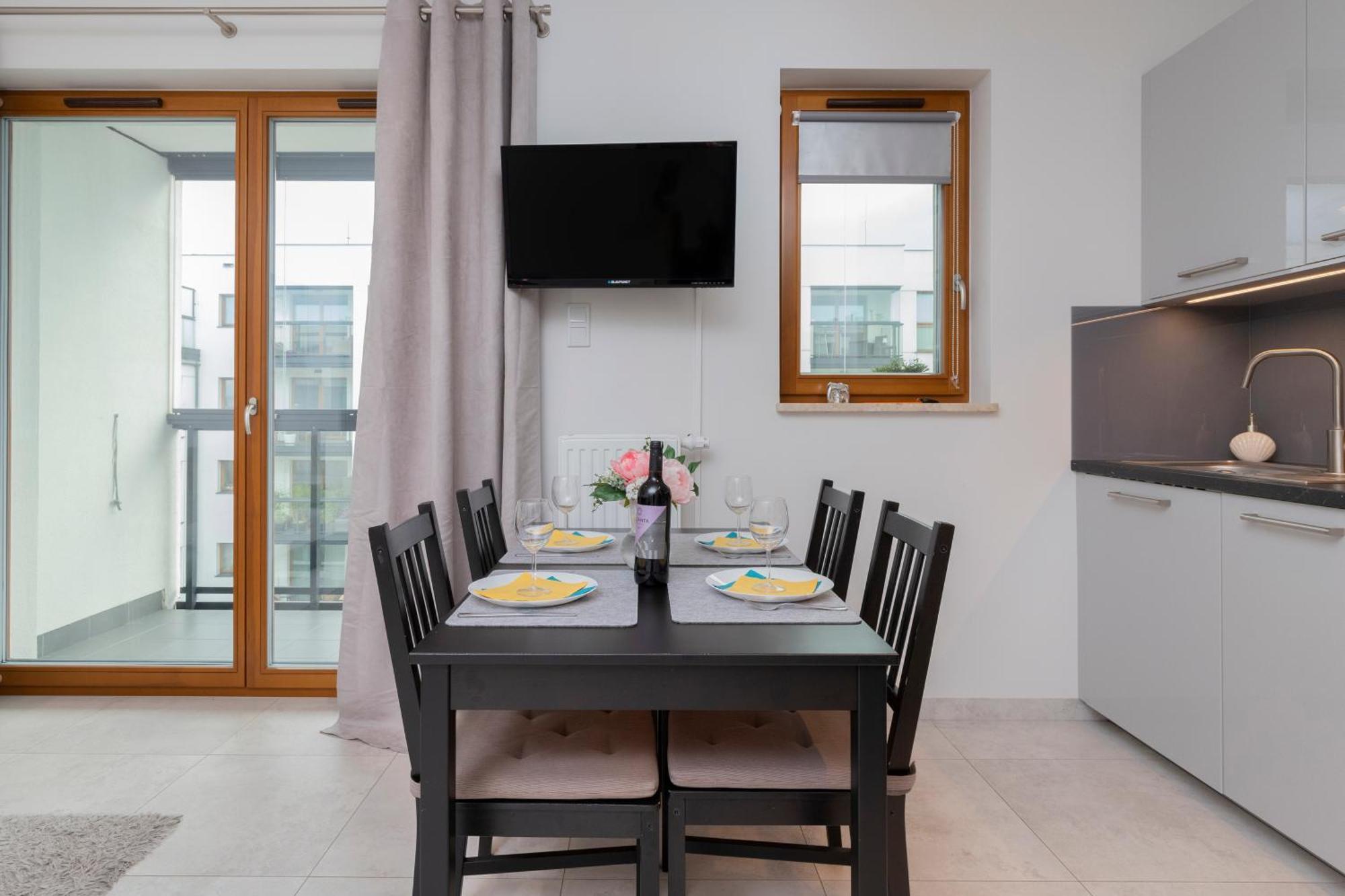 Apartament Z Widokiem Na Morze Obok Parku Millenium W Gdansku By Noclegi Renters Exterior photo